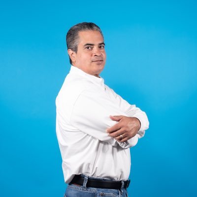 Fernando Dessavre Dávila, asesor de seguros